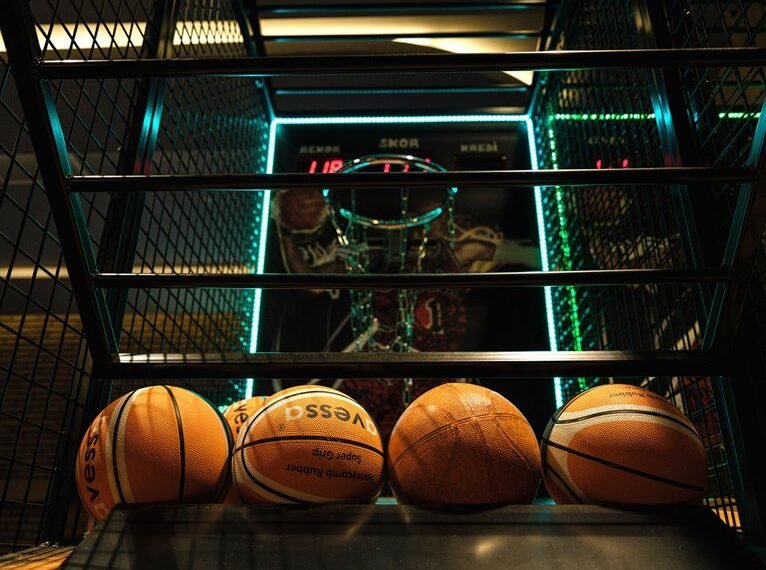 basketball play instruction system zuyomernon